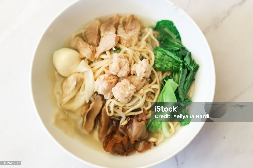 Kuah Mie Bakso Babi