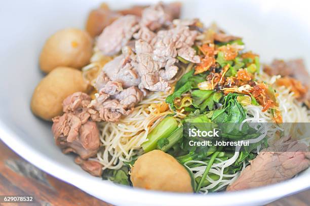 Mie Polos